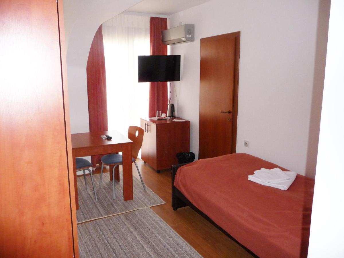 Ni Sobe Rooms Aleksandar المظهر الخارجي الصورة
