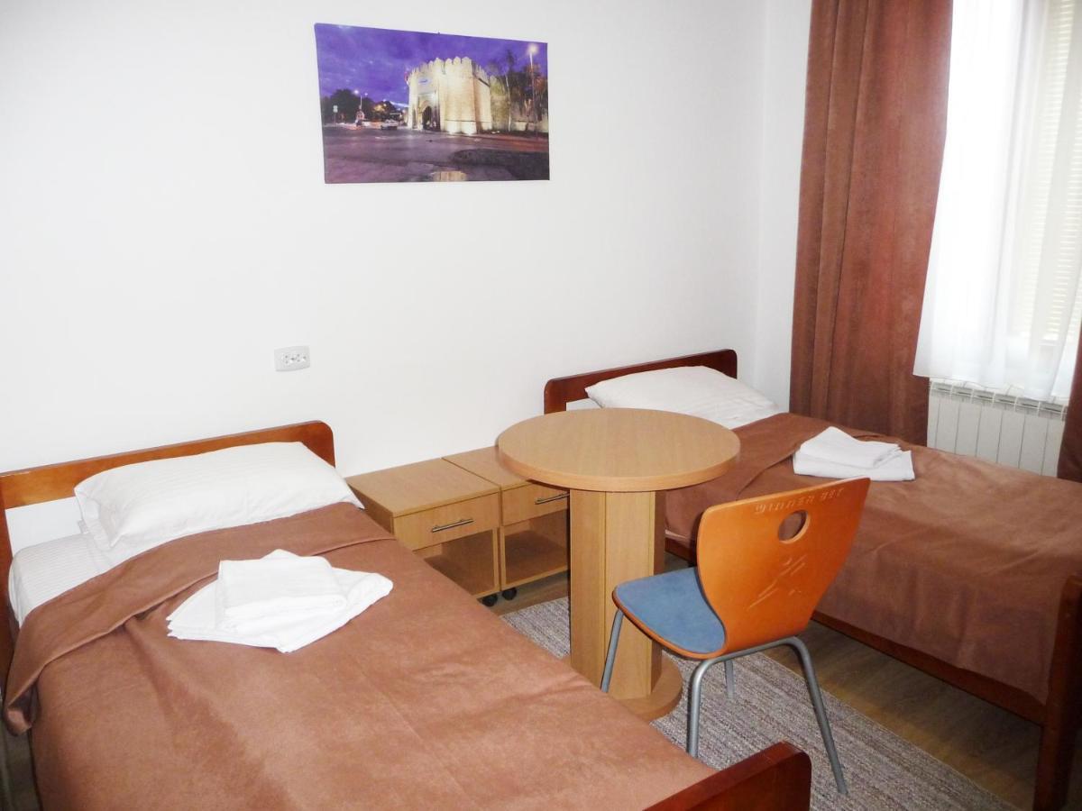 Ni Sobe Rooms Aleksandar المظهر الخارجي الصورة