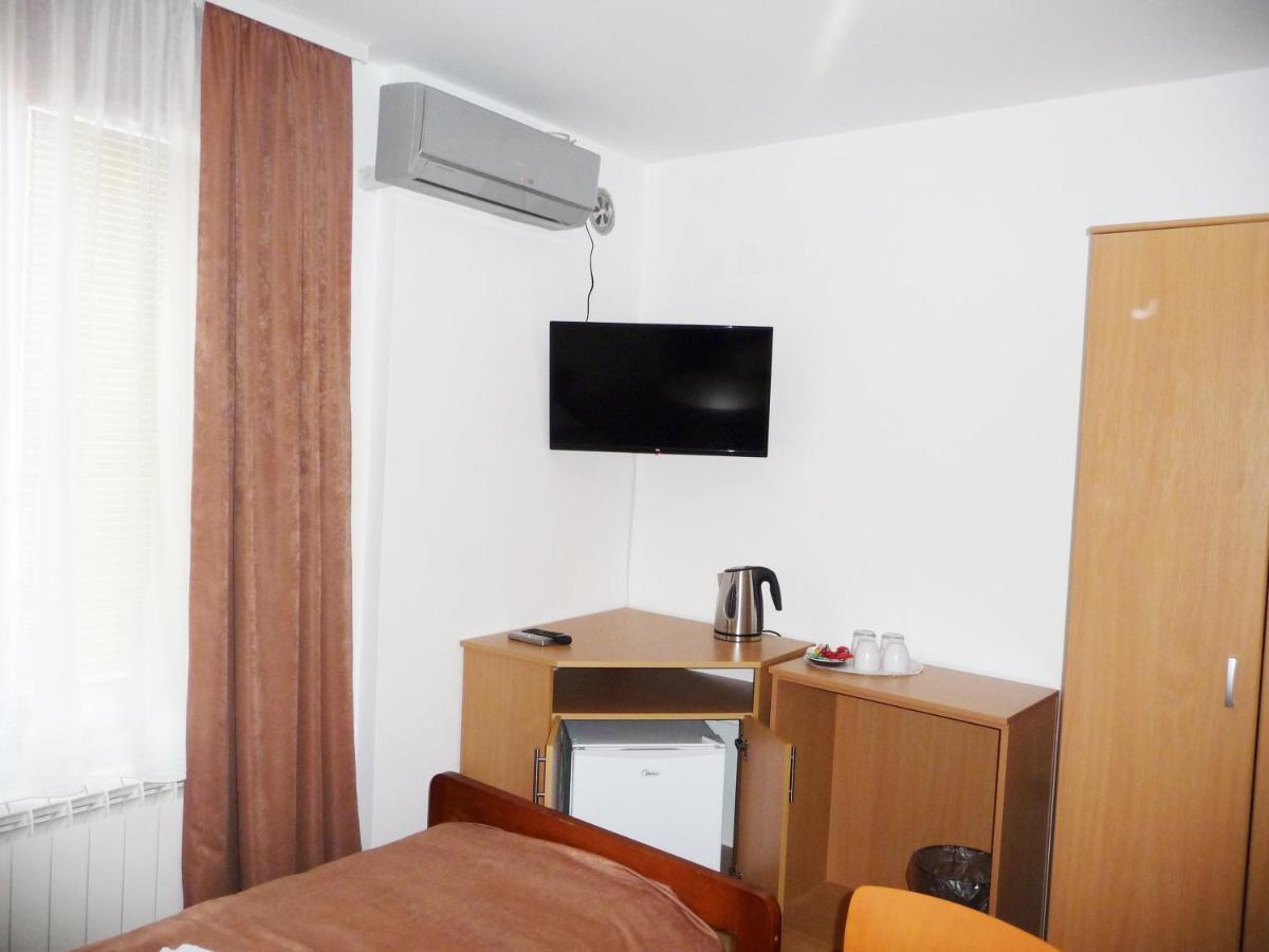 Ni Sobe Rooms Aleksandar المظهر الخارجي الصورة